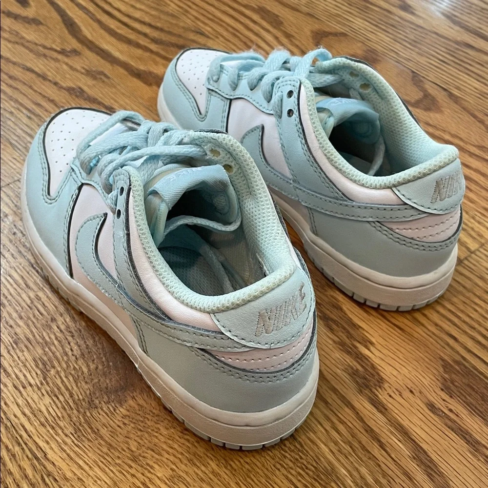 Kid’s Nike Dunk Low White/Glacier Blue Sneakers/Shoes. Size 12C.
